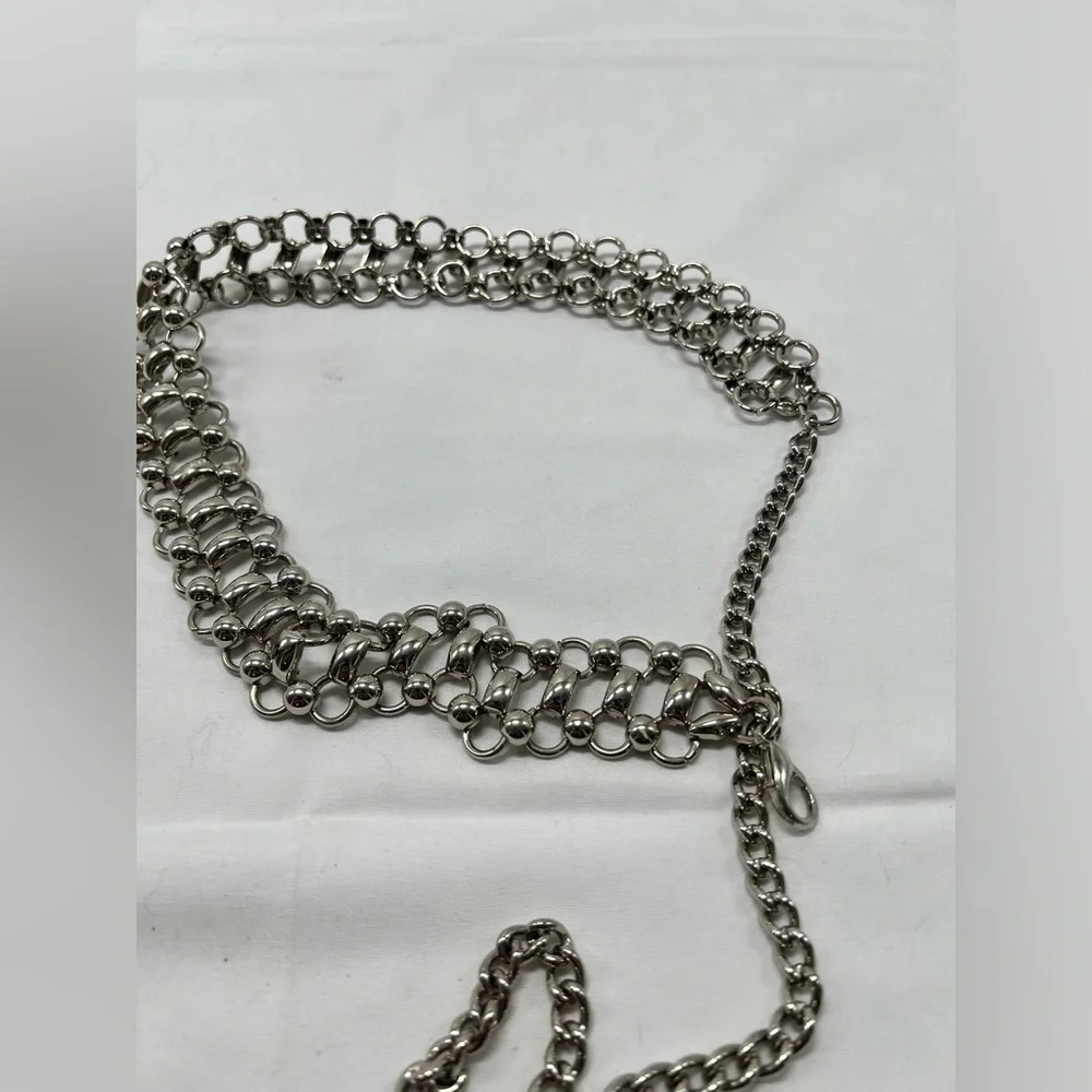 Chrome chain belt